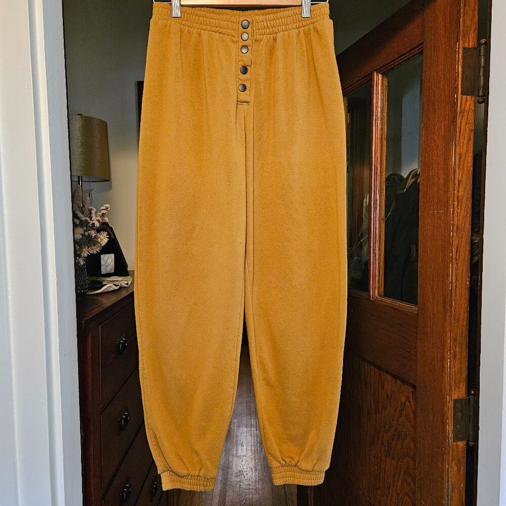 Heart & Hips Women's Joggers - Tan Color with Buttons - Size Medium